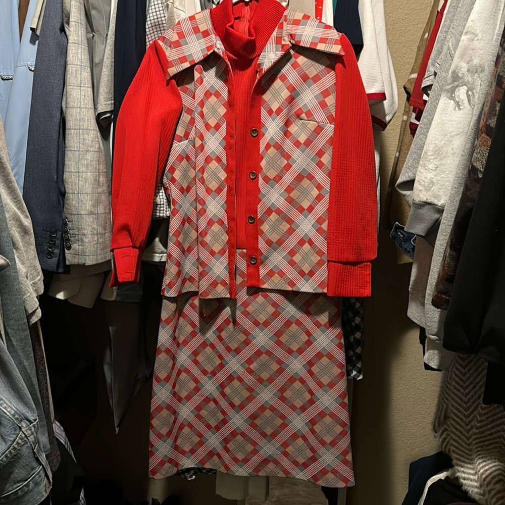 Vintage Verona knit dress with light jacket